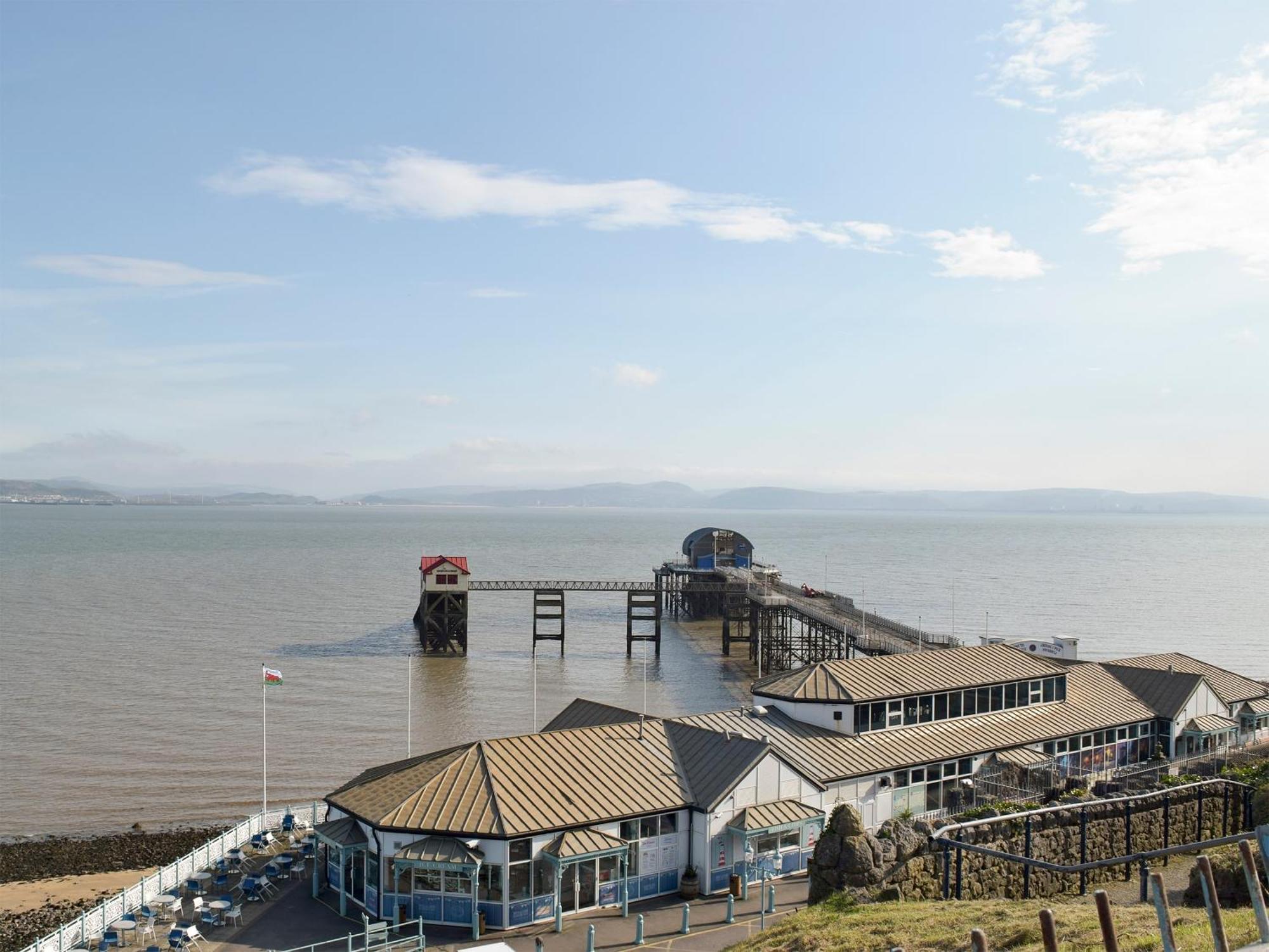 Sea Breeze Villa The Mumbles Exterior foto